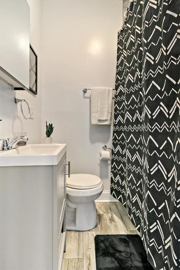 Cool 2Br Apartment Close To Fun City - Grace 2 Чикаго Екстериор снимка
